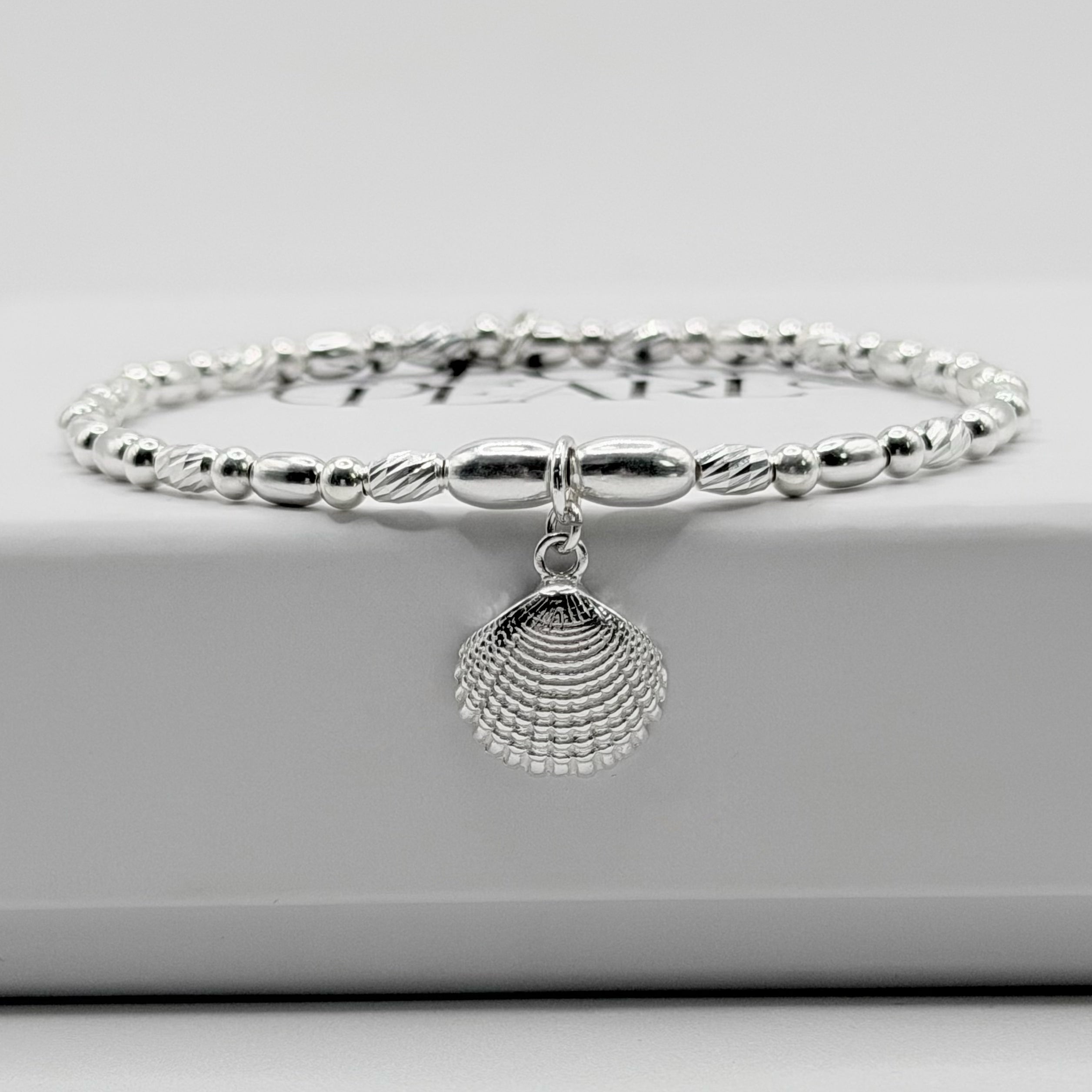 Ocean Shell Bracelet